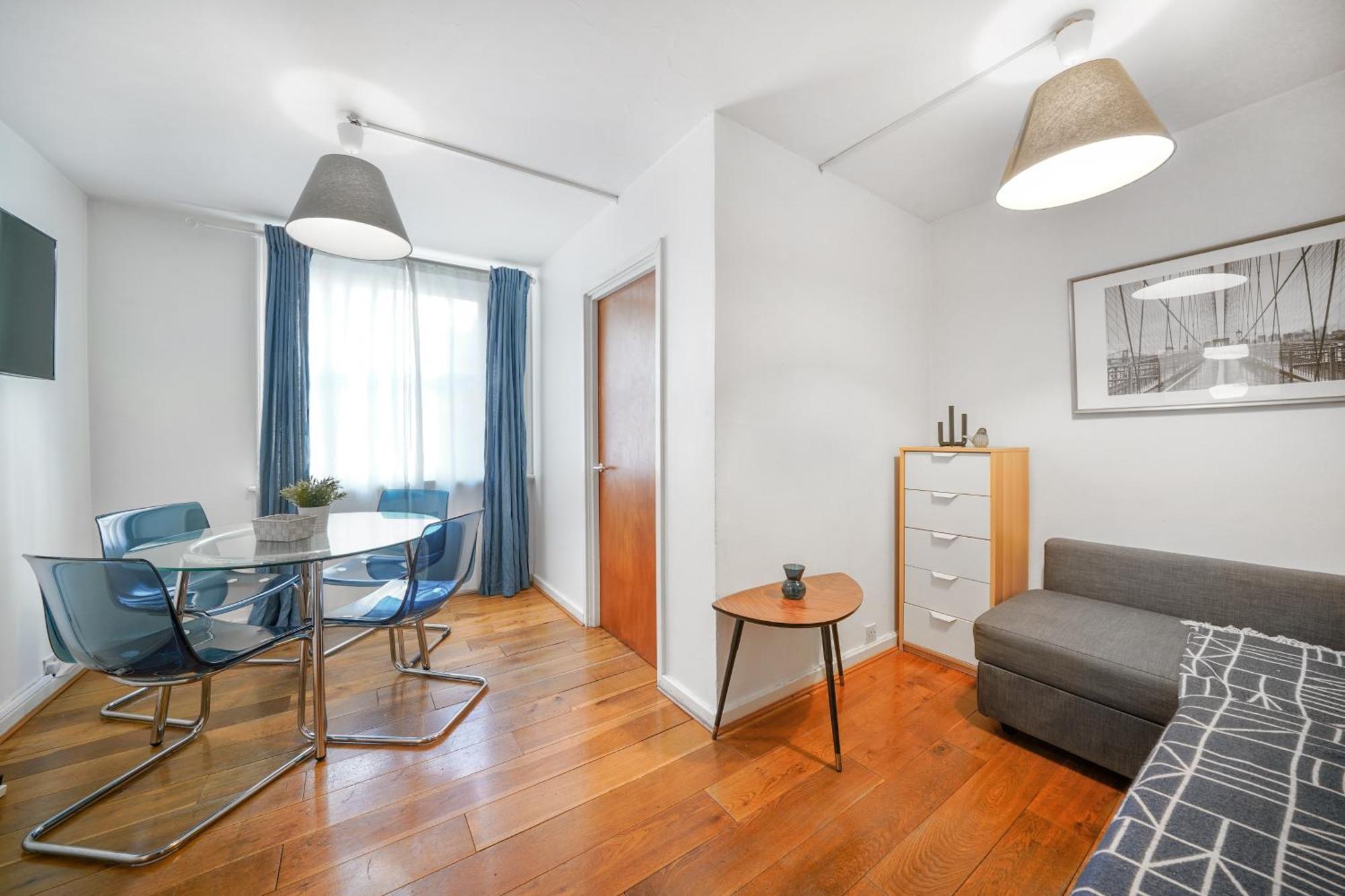 Oxford Street By Advan Apartment *