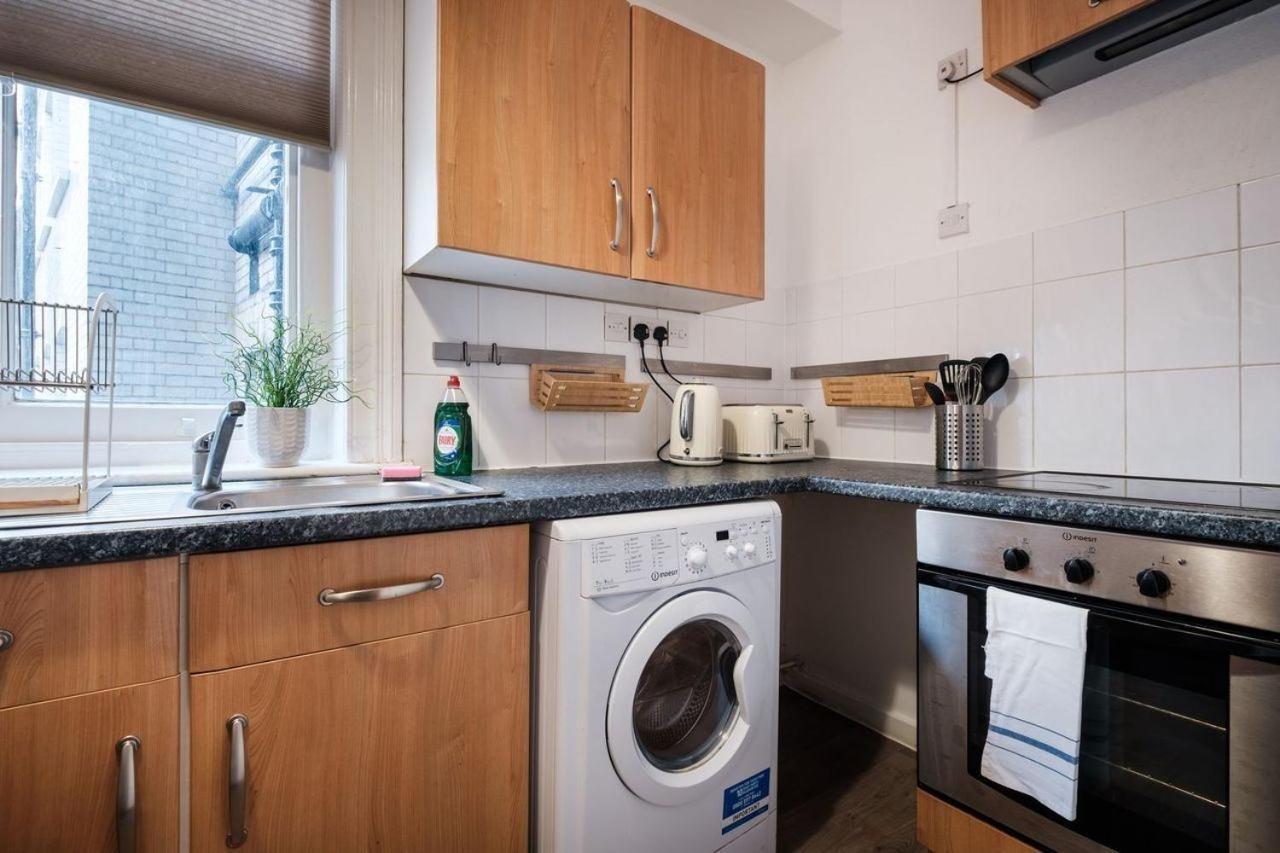 Oxford Street By Advan Apartment *